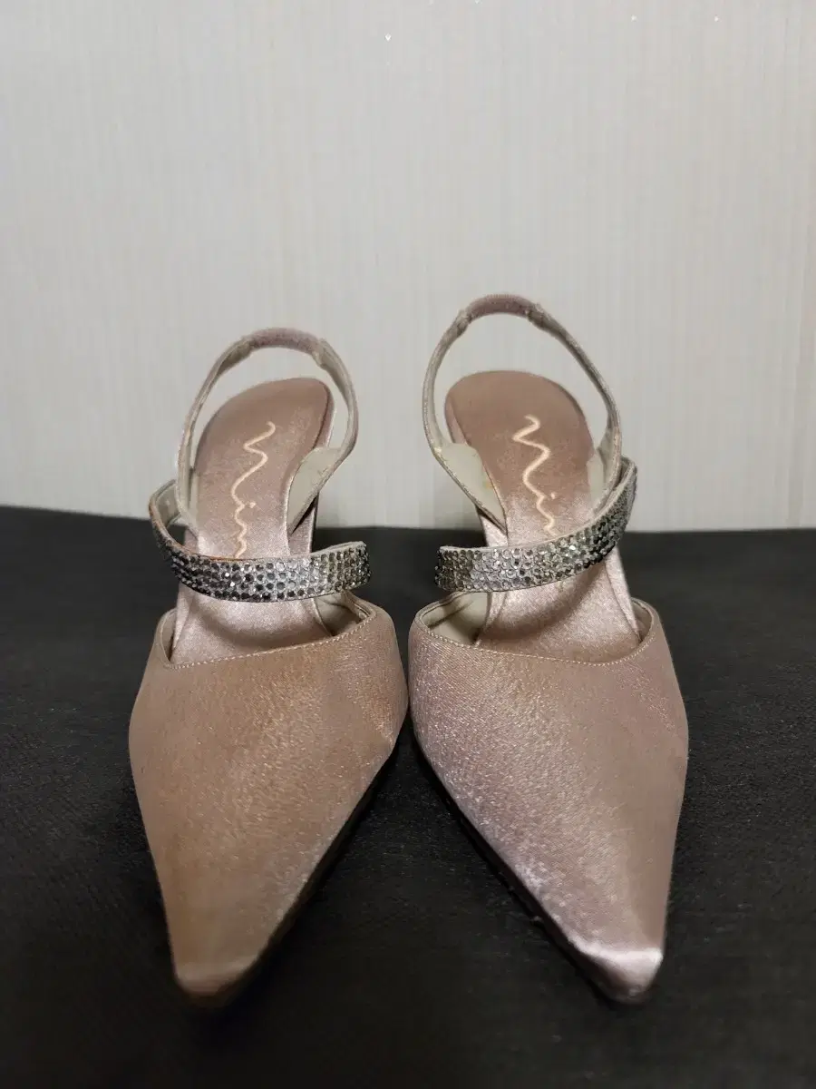 Nina Shoes 5 1/2 225 사이즈 10CM